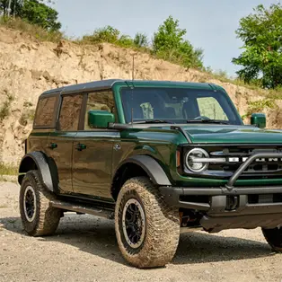 Ford Bronco 4-Door Puzzle
							